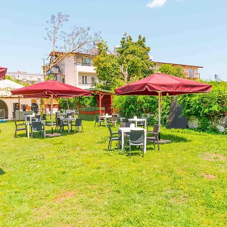 Belpoint Hotel 3*